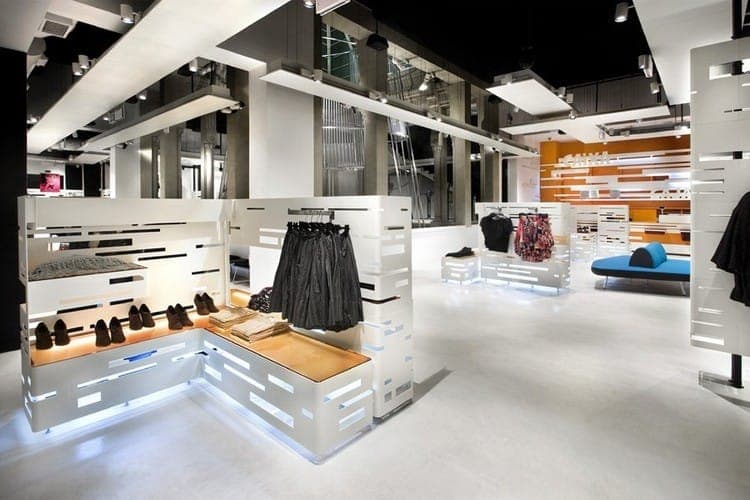 European PLM revolution from Parisian vision to global manufacturing photo 15