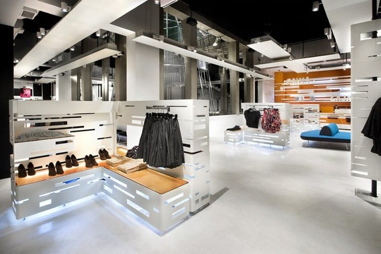 The European PLM Revolution: From Parisian Vision to Global Manufacturing Transformation