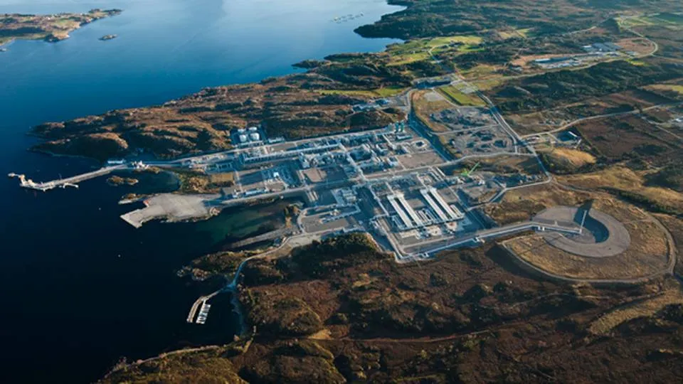 The European PLM Revolution: From Parisian Vision to Global Manufacturing Transformation